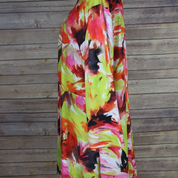 ROAMAN'S Multi-Color Abstract Print/Gold Top - Picture 5 of 8